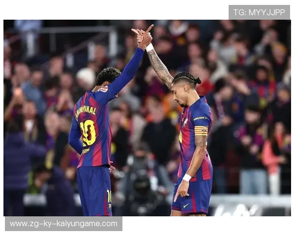 巴萨反击直下云霄，拉菲尼亚轻松梅开二度